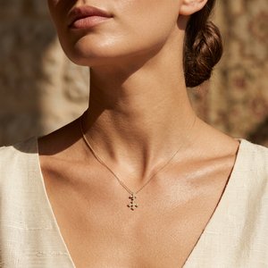 New Arrival Hot Selling Vintage Exquisite Jewelry Real 18K <b>Solid</b> <b>Gold</b> Natural Diamond Cross <b>Pendant</b> Jewelry As a Gift for Women - Product Image 4