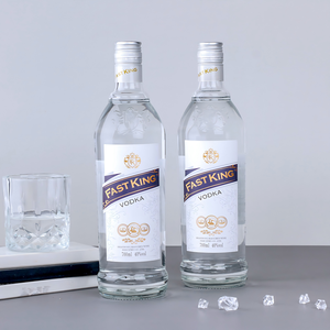 Vodka Linyi Shandong 40% vol 700ml, base de cocktail prémélangé<span class=keywords><strong>e</strong></span>, spiritueux, ODM, marque privé<span class=keywords><strong>e</strong></span> - Product Image 1