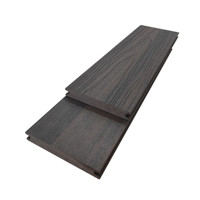Revêtement de terrasse en composite imitation bois WPC pour villa, terrasse et aménagement paysager