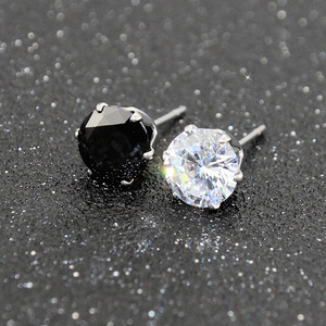 <b>Stud</b> <b>Earrings</b> Zircon Claw Setting Zinc Alloy Minimalist Unisex Fashion Jewelry Dongguan Origin - Product Image 3