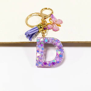 Púrpura copo de nieve corazón resina lentejuelas epoxi acrílico llavero inglés letra diseño estudiante <span class=keywords><strong>mujer</strong></span> bolso encanto colgante - Product Image 2