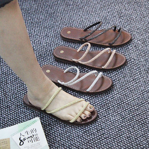 Sandales et pantoufles pour femmes de haute qualité, nouvelle conception estivale, décontractées, résistantes aux éclaboussures d'eau, durables, pour l'extérieur, vente en gros - Product Image 1