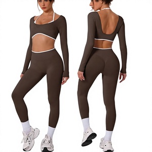 Ensemble de sport pour femme : Leggings sculptants taille haute et brassière de sport confortable pour la course et le fitness - Product Image 1