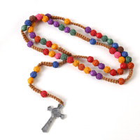 Collier de chapelet religieux coloré avec perles de croix catholique perles matériau principal bijoux en plastique