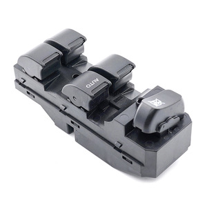 Interruptor de Elevalunas Eléctrico YITRUM 37990-72J10 para Suzuki con Volante a la Derecha - Product Image 1