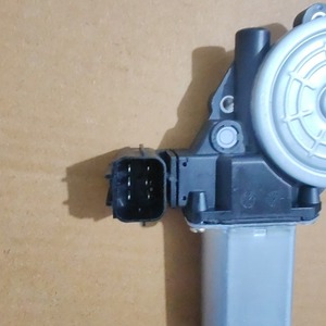Moteur de lève-vitre Nissan Sentra 80731-3TA0B 80730-3SG1A Remplacement pour les modèles 2013-2019 - Product Image 5