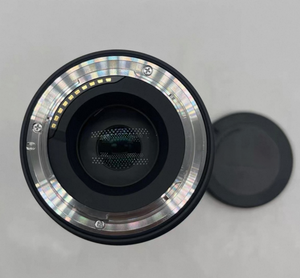 ใช้เลนส์ 16-300 มม. f/3.5-6.7 DC OS Contemporary E — เลนส์มิเรอร์เลสซูม 18.8 เท่าที่เป็นอันดับหนึ่งของโลก  เลนส์เดียวครอบคลุมทุกการใช้งาน สีเทา - Product Image 4