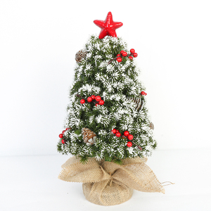 Mini <span class=keywords><strong>sapin</strong></span> <span class=keywords><strong>de</strong></span> Noël blanc en PE, ornement <span class=keywords><strong>de</strong></span> table avec pommes <span class=keywords><strong>de</strong></span> pin, baies et perles pour la décoration <span class=keywords><strong>de</strong></span> la maison pendant les fêtes - Product Image 1