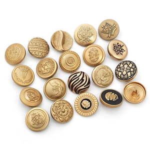 ชุดสูททักซิโด้สำหรับผู้ชายเสื้อสูทสีทองมีกระดุมสีทอง - Product Image 2