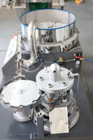 Machine d'impression de couvercles entièrement automatique pour bouteilles d'eau de 5 gallons, équipement de lamination d'étiquettes haute performance pour bouchons
