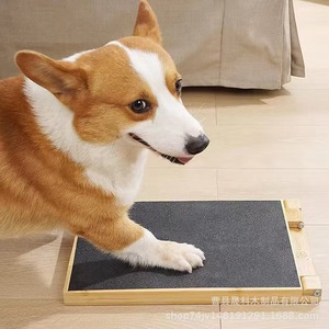 Poste rascador de madera plegable para perros, juguete para el cuidado de las uñas y la limpieza de las patas. - Product Image 2