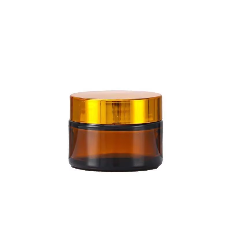 ขวดสีเหลืองอำพัน (สีน้ำตาล) พร้อมฝาทอง