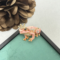 Broche de luxe sur le thème du prince grenouille, bijoux à la mode unisexes, accessoires de fête, cadeau