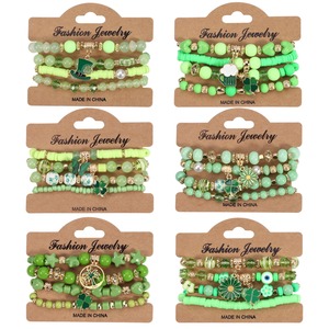 Bracciali giorno St. Patricks bracciale fatto a mano con perline impilabili cappello a foglia verde rosso braccialetto Charm Shamrock per donna - Product Image 1