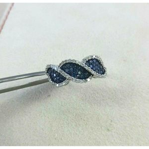 แหวนเพชร Jewelspaark 0.90 กะรัต ทรงกลม สีขาวและสีน้ำเงิน เงินแท้ 925 เครื่องประดับหมั้นสำหรับผู้หญิง - Product Image 4