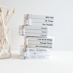 Set di Tre Libri Decorativi con Perline in Legno Ispiranti per Arredamento Casa, Uffici, Studi, Camere da Letto, Citazioni Famose - Product Image 3