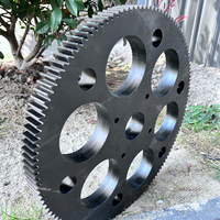 Engrenage robuste en nylon MC noir résistant aux chocs avec service de découpe d'épaisseurs de 5 mm à 50 mm pour la manutention des matériaux de machines de construction