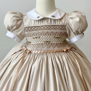 Vestido Mini de Primavera para Niñas, Diseño Chic, Transpirable y Lavable, con Cuello Peter Pan, Mangas Abullonadas y Estampado a Cuadros de Algodón - Product Image 1