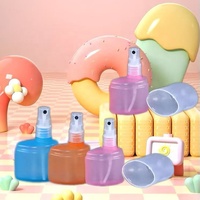 Macaron en plastique pour animaux de compagnie de 30ml, petit vaporisateur à brume fine, emballage cosmétique coloré, mini bouteille distributeur de lotion de voyage avec pompe