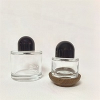 Precio de fábrica Hermosa botella de perfume 30ml 50ml 100mL Botellas de perfume de grasa corta transparente