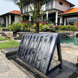 Placas de cubierta de rejilla de drenaje de Metal resistente de estilo moderno Material de acero duradero para parques de villas al aire libre - Product Image 3