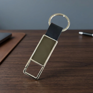 New Designed Keychain Custom Logo Business Gift <b>Men</b> Long Zinc Alloy Leather Car Keychain Promotional Carabiners - Product Image 3