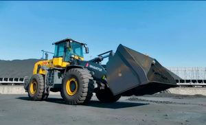 รถตักล้อยาง L76-G พร้อมอะไหล่ - Product Image 2