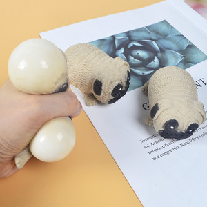 Jouets à presser anti-stress pour enfants : Jouet sensoriel en PVC extensible et déformable en forme de chien Pug mignon pour filles et adolescentes - Product Image 4