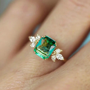 Anello con Zircone Taglio Marquise Stile Smeraldo per Donne, Elegante Gioiello da Dito alla Moda - Product Image 6