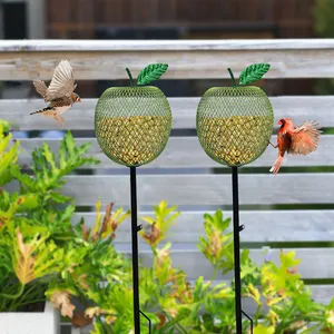 Outdoor Appel Vorm Metalen Dier Mesh Vogelvoeders Met Metalen Staken Decor Tuin