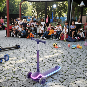 Bán buôn ván trượt Đồ chơi trò chơi với âm nhạc và ánh sáng, có thể gập lại xe tay ga cho trẻ em trai - Product Image 6