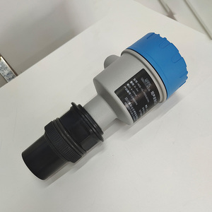 Capteur de niveau ultrasonique pour piscine industrielle, IP68, précision 0,5 %, sortie 4-20 mA RS485, fonction d'alarme, matériau PTFE, 0-60 m - Product Image 6