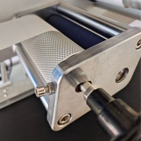 Vollautomatische Kleine Desktop-Saugklebeetikettiermaschine für Kartons, Plastikboxen, Verpackungsbeutel, Maschinen und Geräte YC-TX112