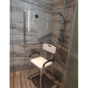 <span class=keywords><strong>Chaise</strong></span> <span class=keywords><strong>de</strong></span> <span class=keywords><strong>douche</strong></span> <span class=keywords><strong>en</strong></span> gros pour personnes âgées et handicapées avec accoudoirs rembourrés et dossier <span class=keywords><strong>réglable</strong></span> <span class=keywords><strong>en</strong></span> <span class=keywords><strong>hauteur</strong></span> - Product Image 5
