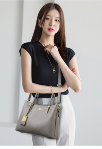 Fashion New Designer Crossbody Bags High Quality PU <b>Leather</b> Shoulder Messenger Bag Casual Totes Luxury Women Handbags and <b>Purses</b> - Product Image 6