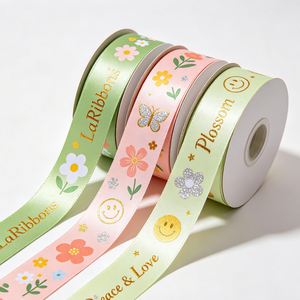 Cinta de Grosgrain de Poliéster/Algodón de 1-1/2 Pulgadas con Estampado Geométrico en Lámina Dorada, de una Sola Cara, Resistente al Encogimiento, con Certificación OEKO-TEX - Product Image 2