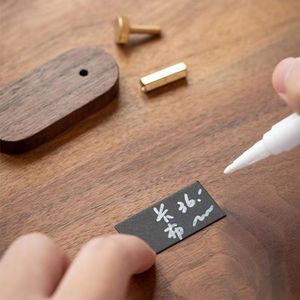 Mini tablero de exhibición de precios de madera de nogal negro, escrito a mano, para panaderías - Product Image 3