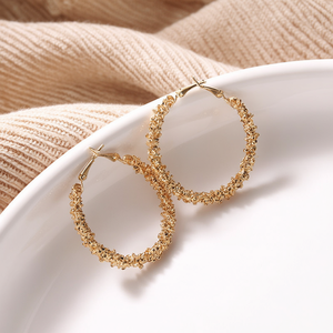 Orecchini a Cerchio in Metallo Dorato, Gioielli alla Moda, Accessori da Donna, Orecchini Statement, Design Trendy 2020 - Product Image 2