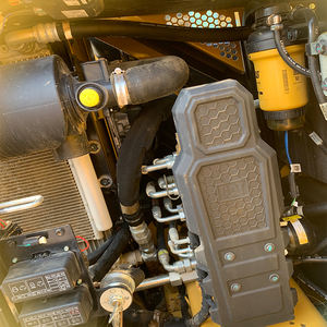 Mini-excavatrice d'occasion Caterpillar CAT306.5 du Japon, modèle 2022, type chenille, moteur en excellent état, équipement de construction - Product Image 2