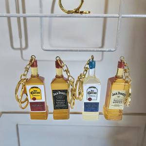 Porte-clés en alliage en forme de bouteille Jose Cuervo Jack Daniel's, mousqueton, design irrégulier, durable, style découpé, motif perles enfilées - Product Image 2