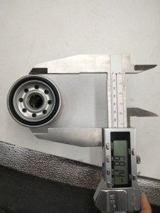 Filtre à huile HF204, prix d'usine du fabricant, pièces de filtre à huile pour moteur - Product Image 2