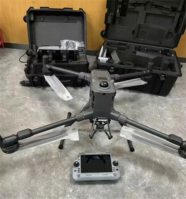 Global Version M400 Dron Matrice 400 Works with RC Plus 2 with LiDAR MmWave Radar and Enhanced Intelligence & Efficiency