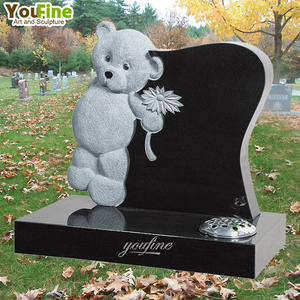Lápida Infantil YOUFINE <span class=keywords><strong>de</strong></span> <span class=keywords><strong>Granito</strong></span> Negro Moderno para Exteriores con Diseño <span class=keywords><strong>de</strong></span> Oso con Flor - Product Image 1