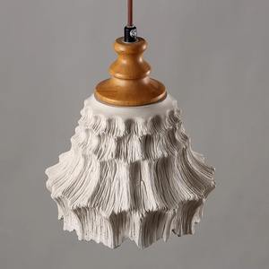 Lámparas Colgantes de Madera de Alta Calidad en Color Crema, Estilo Cemento, Iluminación Artística Creativa y Única para Tiendas de Ropa y Restaurantes - Product Image 4