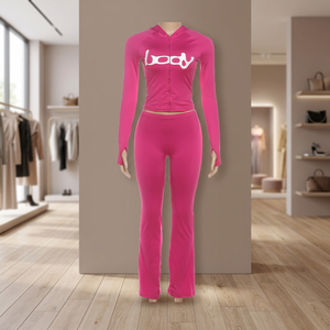 Conjunto Deportivo de Moda Casual para Mujer, Otoño, Ecológico, con Capucha, Top y Pantalones Cortos Ajustados con Estampado - Product Image 2