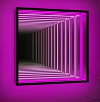 Enseignes Néon LED Infinity Mirror Personnalisées de Haute Qualité, Fournies par l'Usine, avec Feuille Acrylique Miroir de Qualité Supérieure