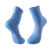 Échantillon gratuit de chaussettes de sport athlétiques en coton compressif pour hommes, avec logo personnalisé, pour le basketball et la salle de sport.