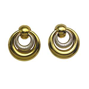 Boucles d'oreilles pendantes tendance en acier inoxydable 316L plaqué or PVD, bijoux durables et résistants - Product Image 1