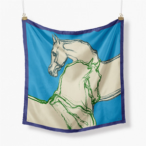 Bufanda de seda cuadrada para mujer, pañuelo pequeño de 53cm con diseño de caballo, para el cuello y la cabeza - Product Image 4