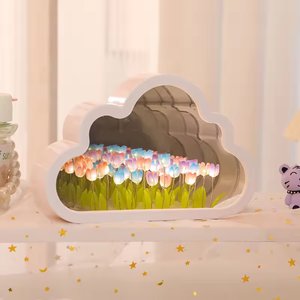 Lámpara de Noche LED Romántica con Forma de Nube de Tulipanes, Decoración Creativa para el Hogar, Hecha a Mano, Regalo para Niñas - Product Image 1